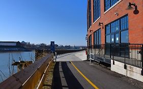 The Warehouse Hotel At Champion Mill